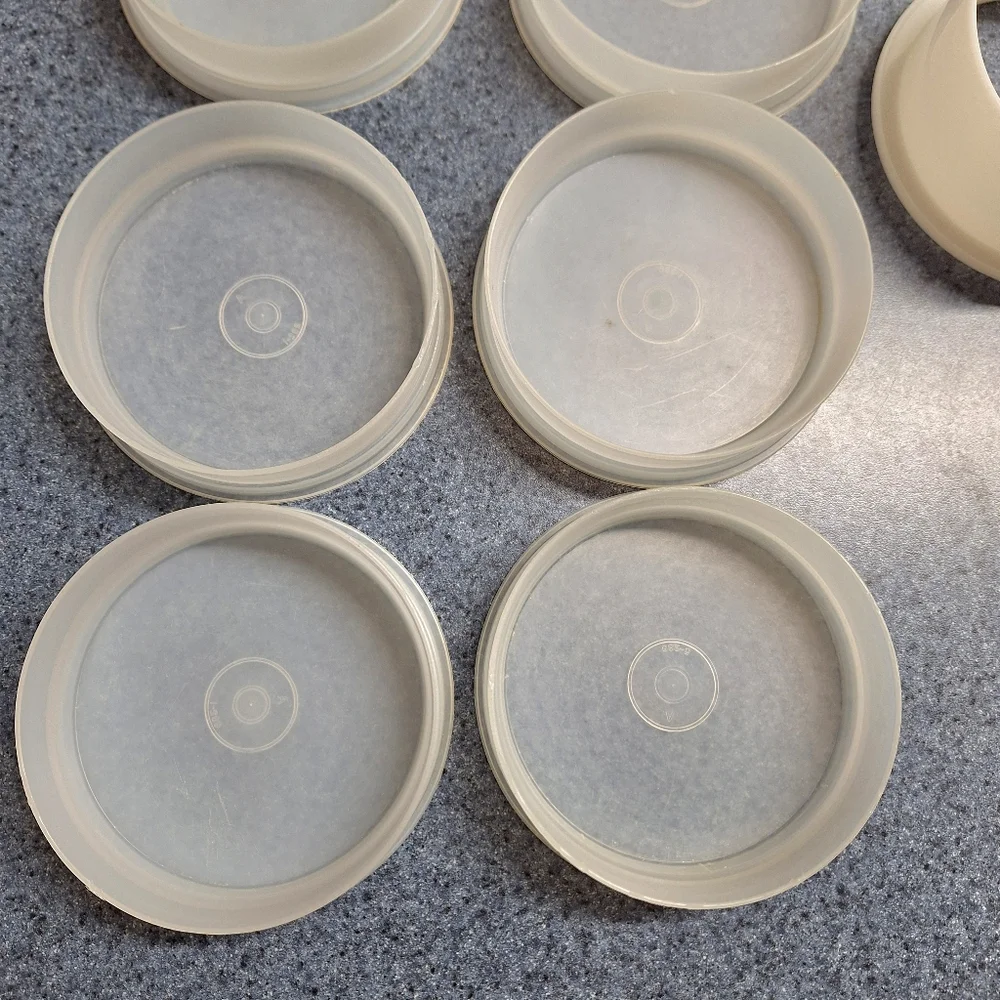 Tupperware Hamburger Patty Press & Keeper, Set of 6